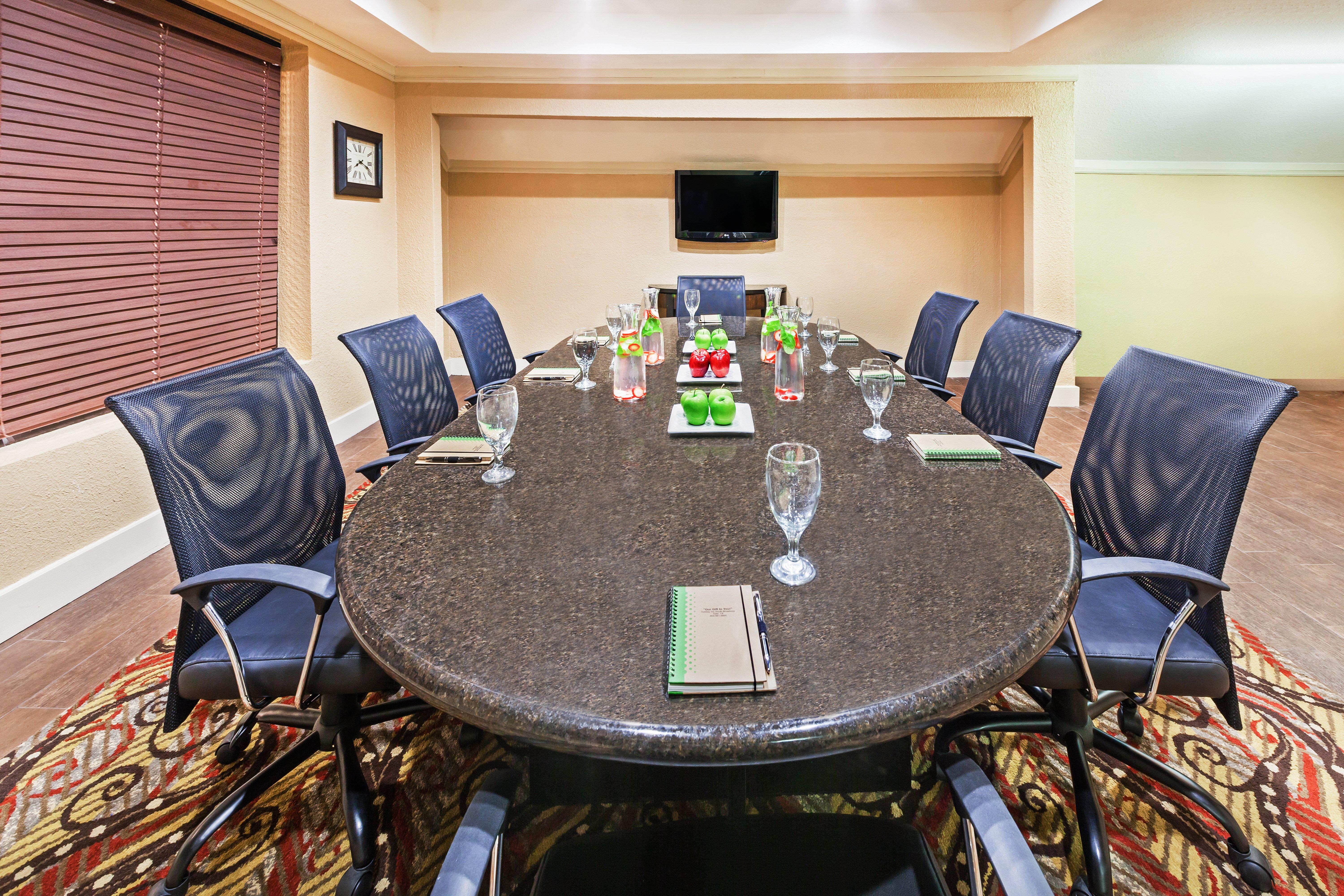 Holiday Inn Tyler - Conference Center By Ihg Exterior foto